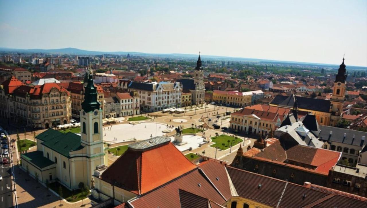 Oradea Central Hostel Exterior photo